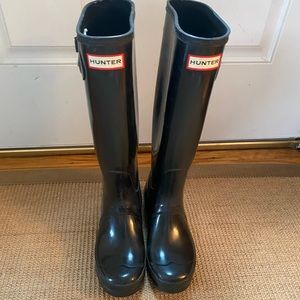 Black Hunter Rain Boots, size 7